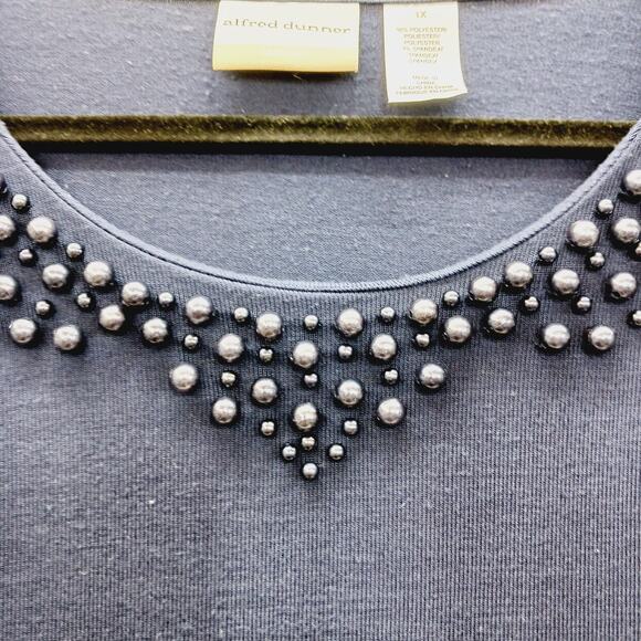 Blouse Size 1X Navy Pearl Beaded Office Siren Quiet Luxury Casual Chic Romantic - Picture 6 of 15